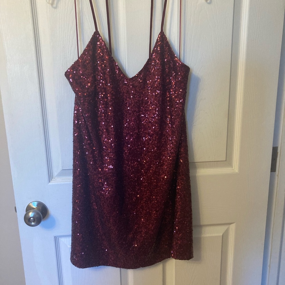 Lush Sz med. Sequin Burgundy Dress